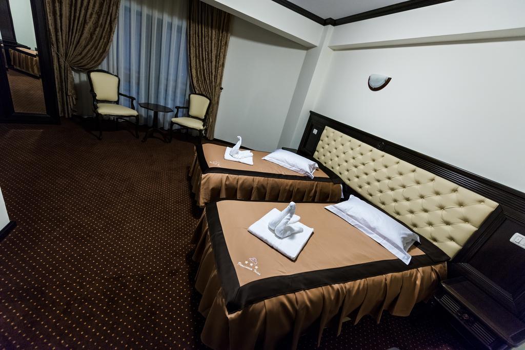Pensiunea Iriss Valea Lupului  Zimmer foto