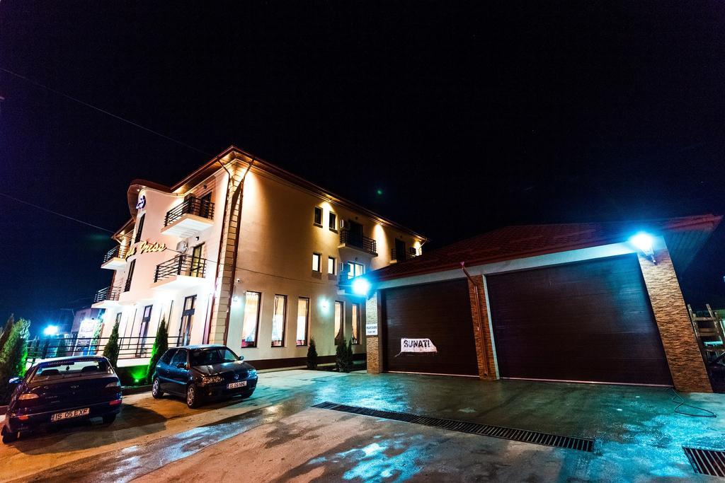 Pensiunea Iriss Valea Lupului  Exterior foto